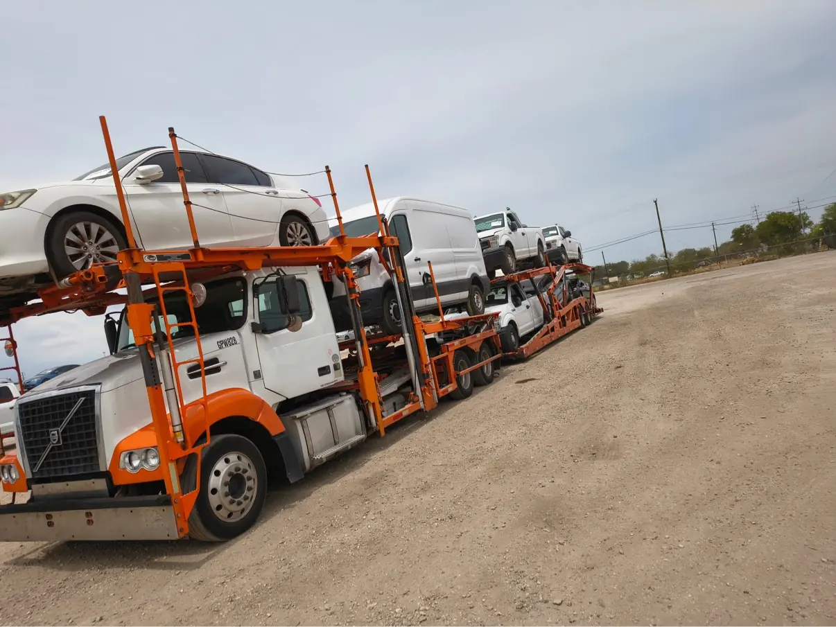 MOV MY CAR nine-car carrier fully loaded on the San Antonio to Houston route